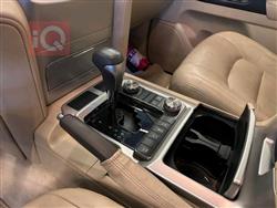 تۆیۆتا لاند کروزەر